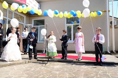 Петро та Любов Цимбалюк відкрили в Житомирі Центр ЗАВТРА з виявлення здібностей та талантів у дітей