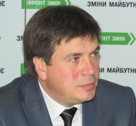  :               Ъ