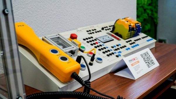 Саме зараз нам необхідно використовувати всі можливості для впровадження сучасних технологій, — Віталій Бунечко Саме зараз нам необхідно використовувати всі можливості для впровадження сучасних технологій, — Віталій Бунечко