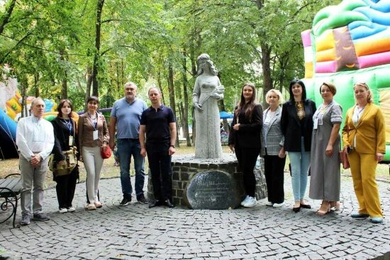  .   2025:         , , 