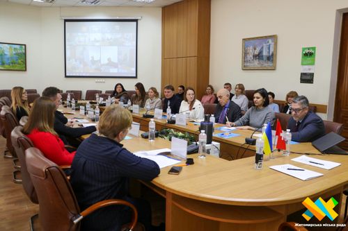 ������� ��������� ���� ���������� �������� � ��������: ����� 4-������ ������ � ����������� ����������