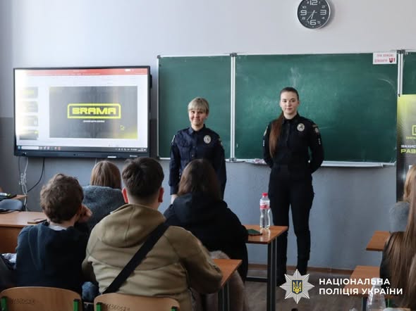 ������������ �㳺�� � �����������: � ������� ��������� �������� ������ ���������� ������-��������