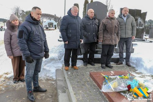 � ������� ��������� ���'��� ����� �����