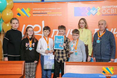 � ������� ���������� ���������� �� ������� ������� ����� ������� ����-�-���, ����������� ������ ��� � ��������� �� �����