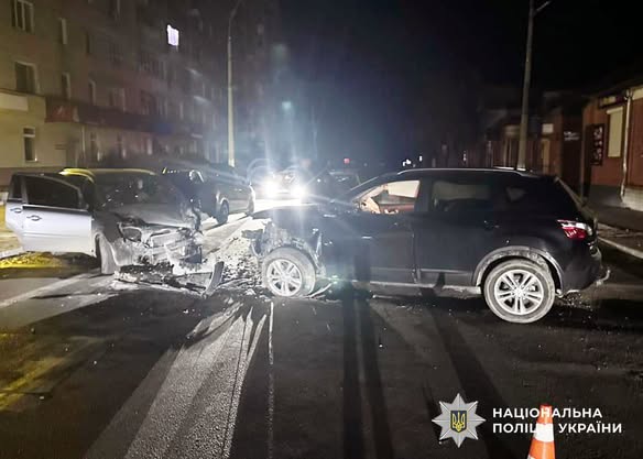 � ������ ��������� ��������� ������������ � ���������� ��������� �� �������� ��� � ����������