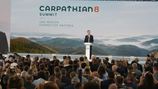 ����������� ���������� �� ������� ����� C8 � ���������� �����